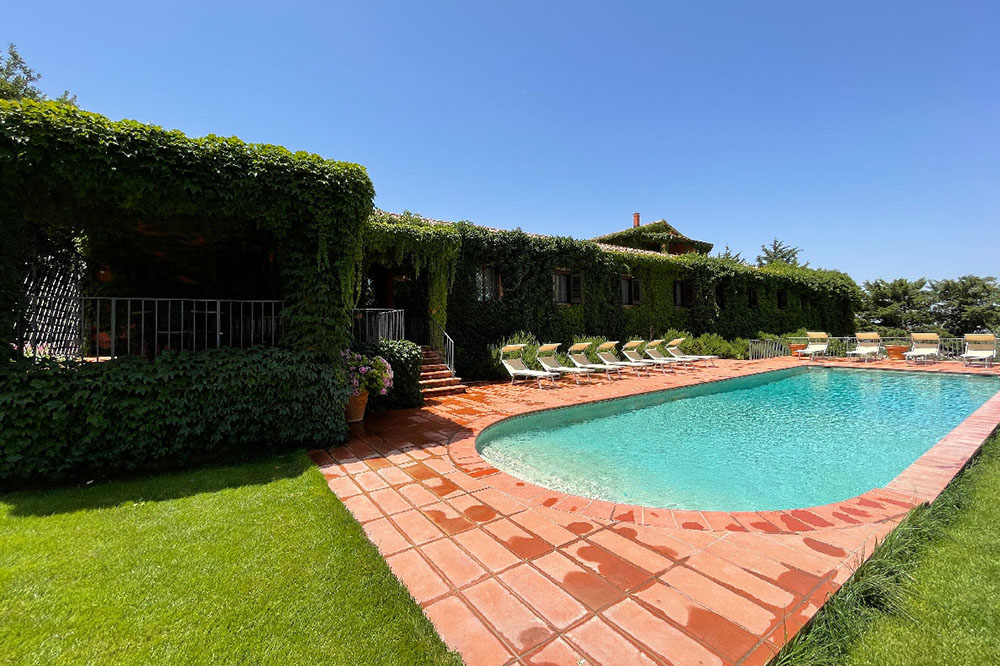 Terrazza con piscina - Fattoria Gorgo