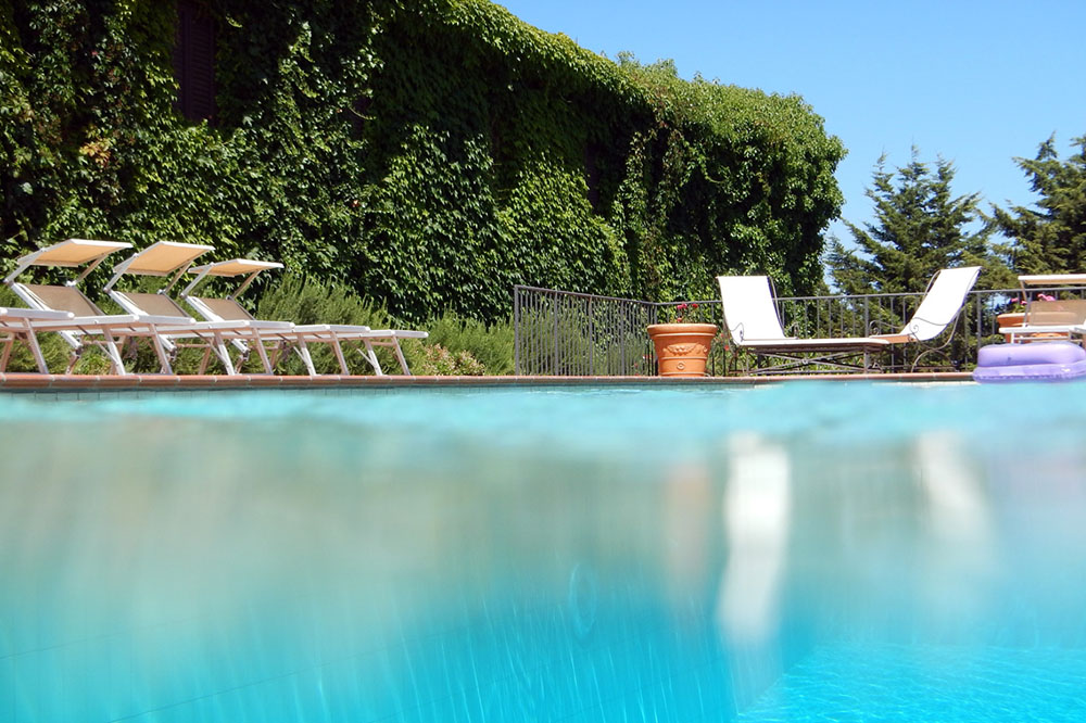 slider-fattoria-gorgo-piscina-04